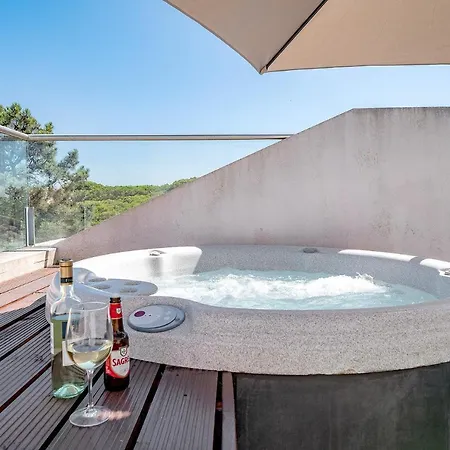 Apartment With Private Rooftop Terrace And Jacuzzi *