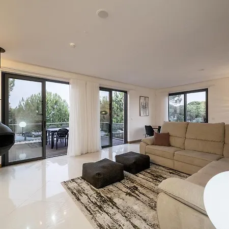 With Private Rooftop Terrace And Jacuzzi Apartment