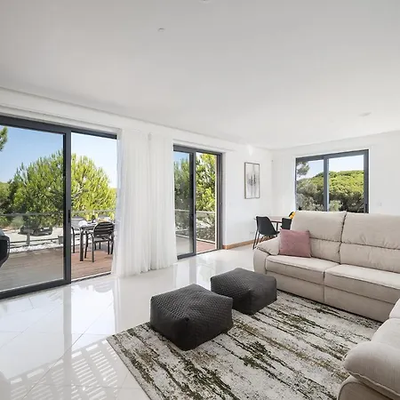 Apartment With Private Rooftop Terrace And Jacuzzi