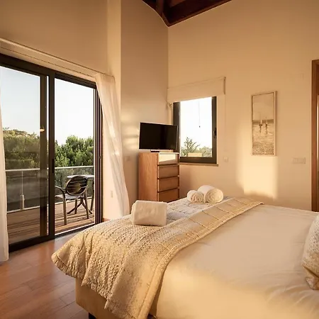 With Private Rooftop Terrace And Jacuzzi
